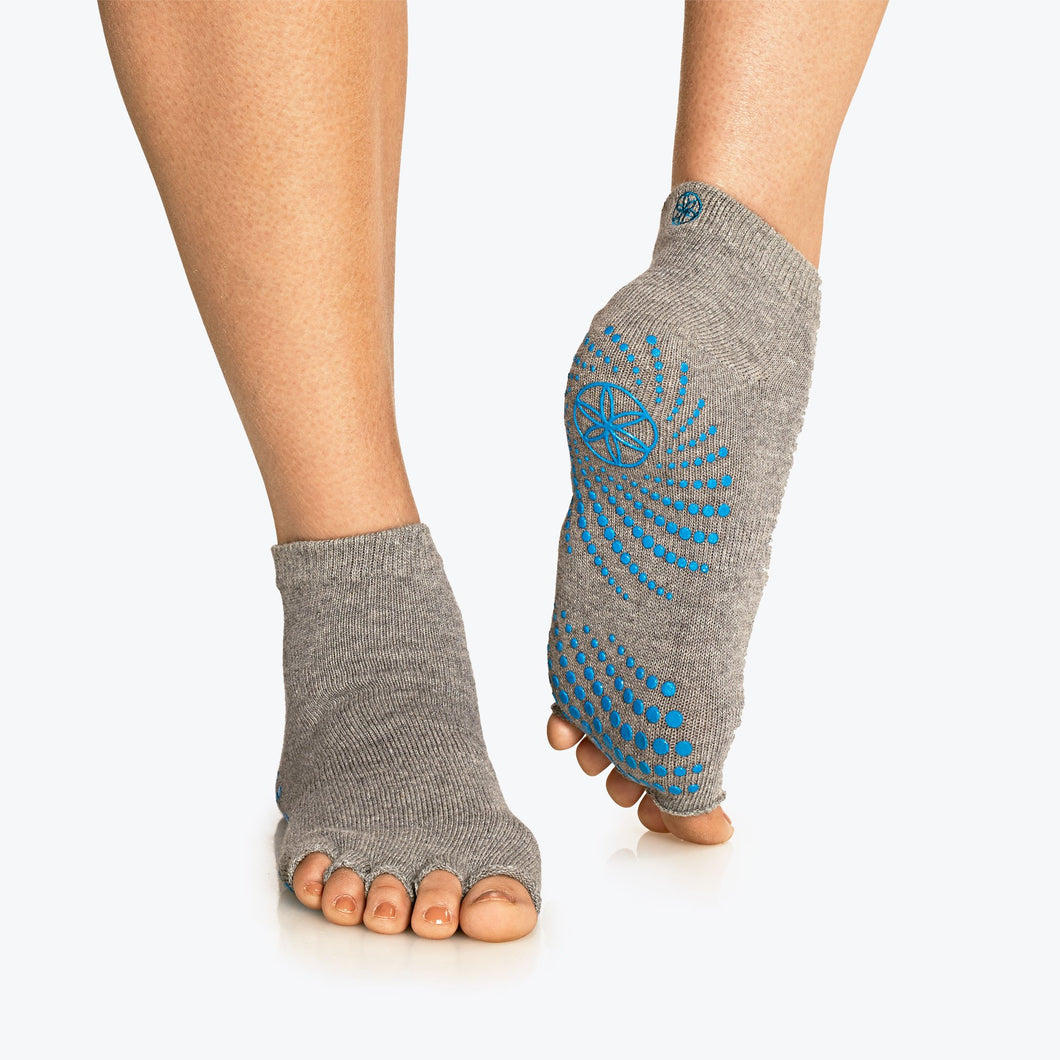 GAIAM GRIPPY TOELESS SOCK.  GRAY